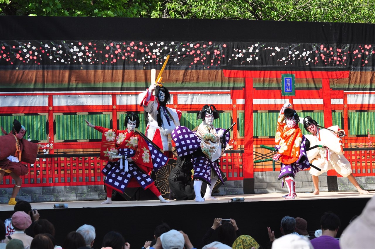Shintomiza Children's Kabuki Outdoor Performance